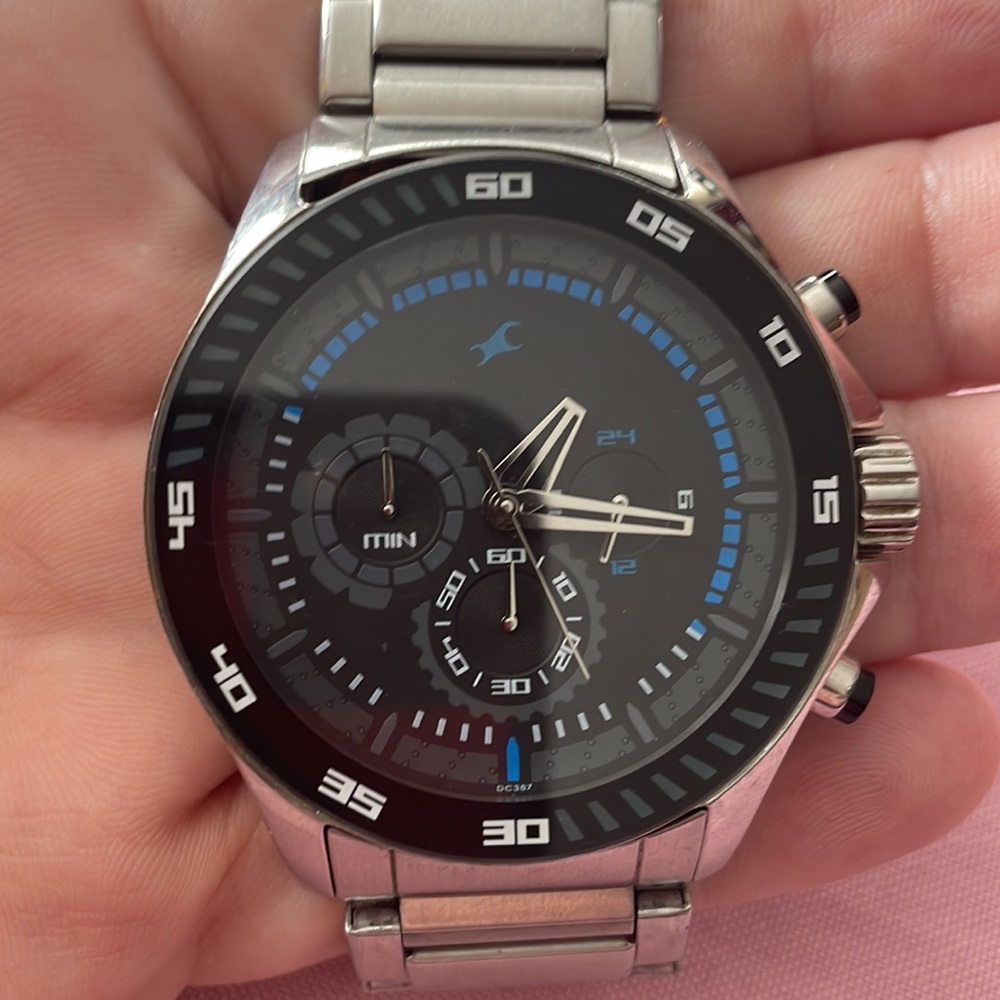 Fastrack Analog(A4) - Picture 2 of 6